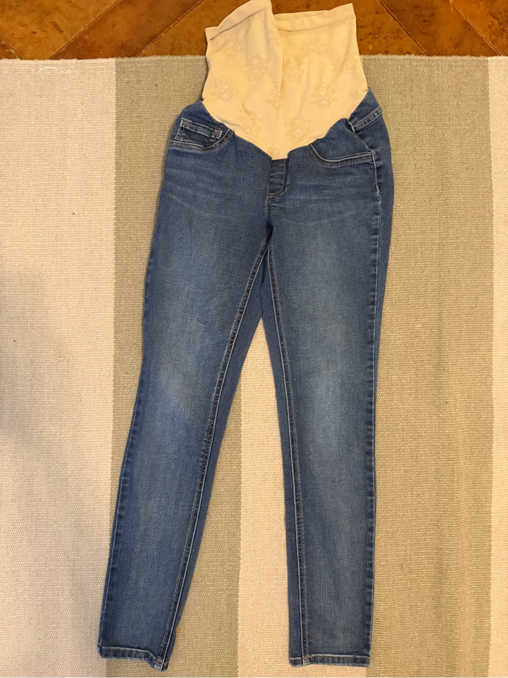 Jessica Simpson Blue Maternity Skinny Jeans with Beige Panel